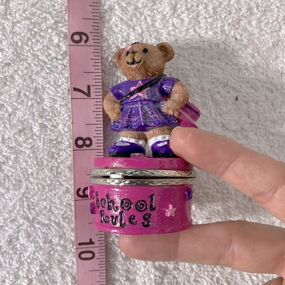 Vintage ‘99 Claire’s Purple and Pink Bear Trinket Box Collectible - Picture 4 of 9